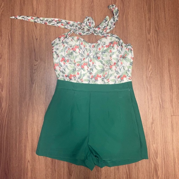 GREEN 1950S STRAWBERRY HALTER ROMPER - RetroStage - New - Picture 3 of 5